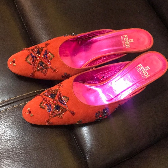 FENDI - Picture 2 of 7